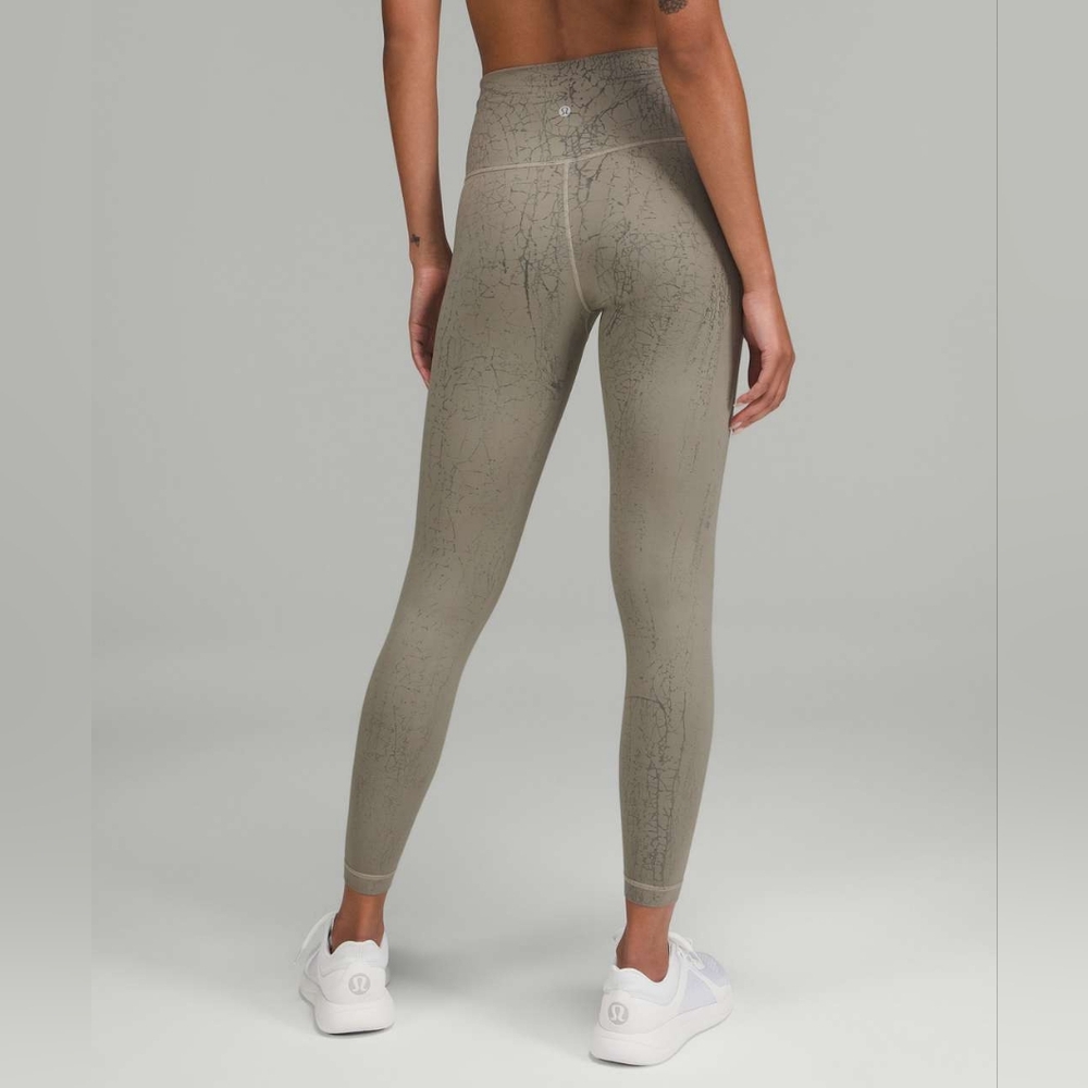 Lululemon Wunder Train High-Rise Tight 25" Thread Dye Rover Black Like New